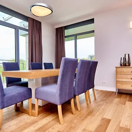 Arte Leszczynskiego - 2 Miejsca Parkingowe, Faktura Vat Apartament